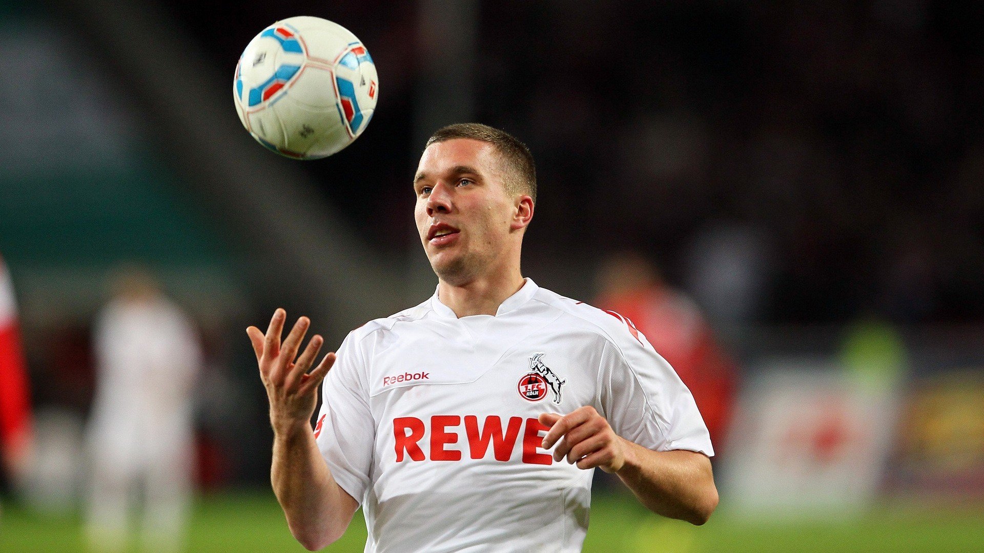 kaiyun-五大联赛中小俱乐部如何应对金元时代挑战，五大联赛各俱乐部之间的关系