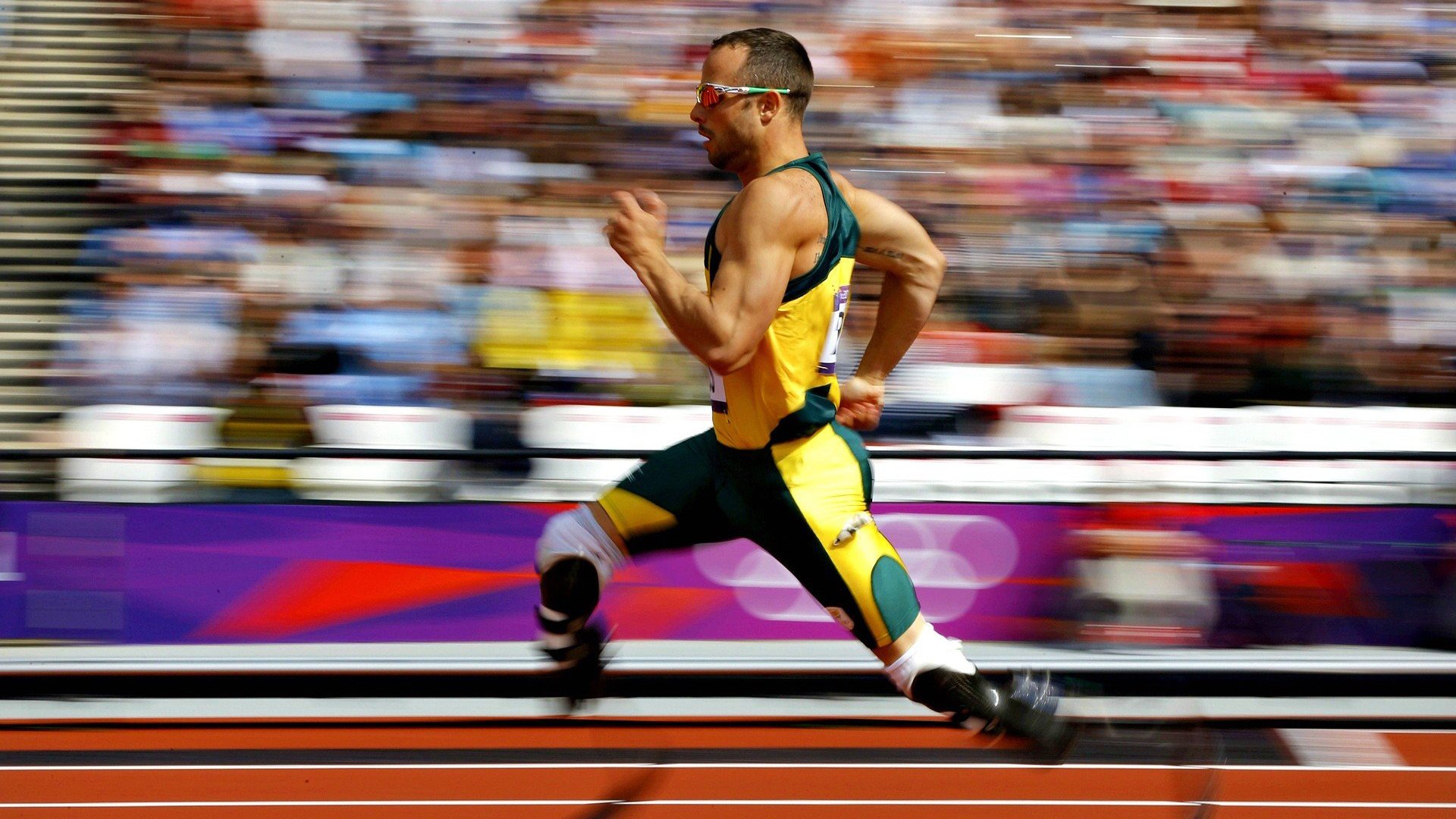 开云中国-圣安东尼奥马刺队控卫福克斯或在对阵鹈鹕队比赛中复出，圣安东尼奥马刺主场球馆